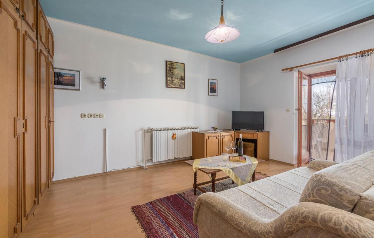 Apartments Ulika Červar-Porat Dış mekan fotoğraf