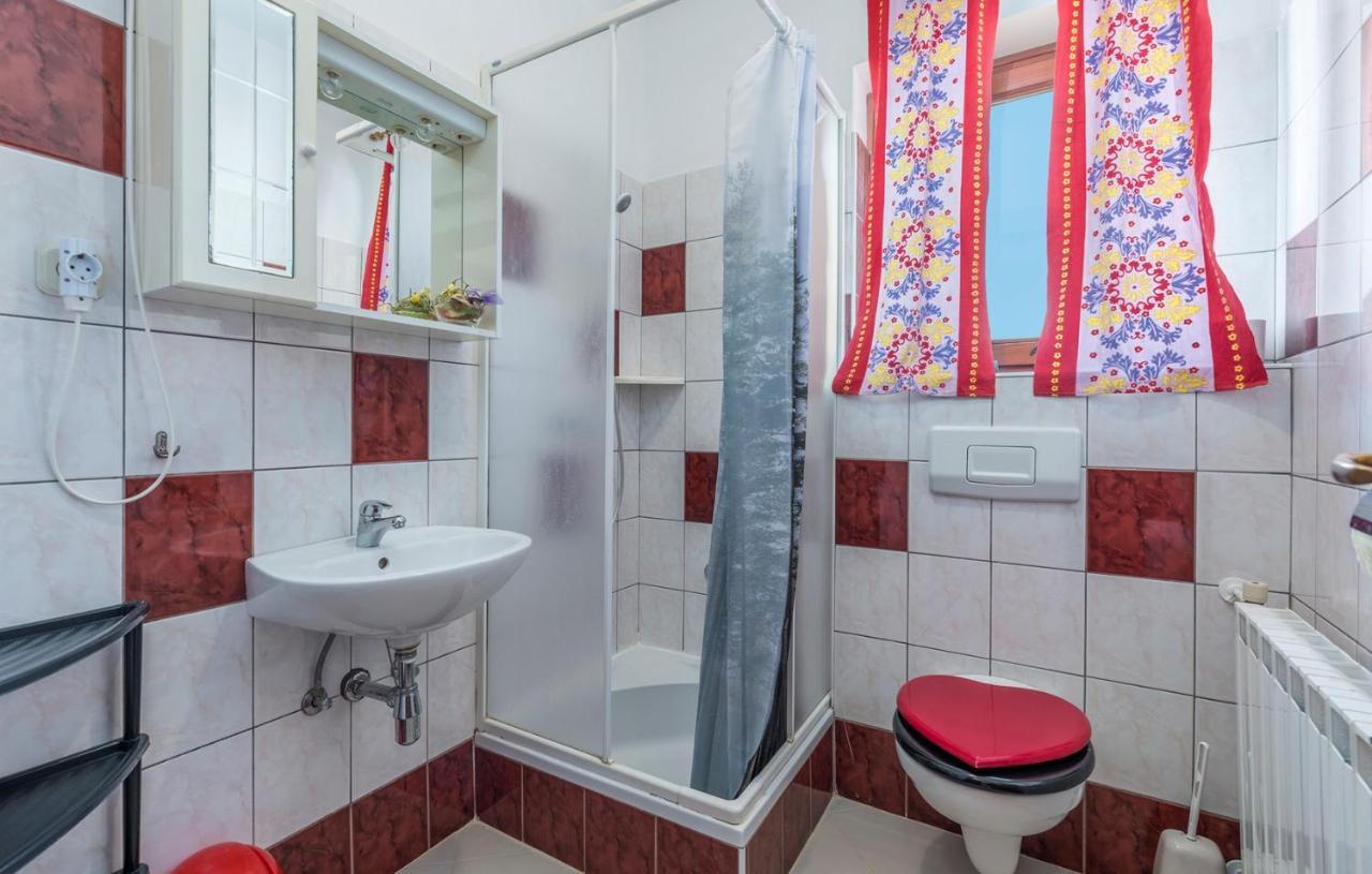 Apartments Ulika Červar-Porat Dış mekan fotoğraf